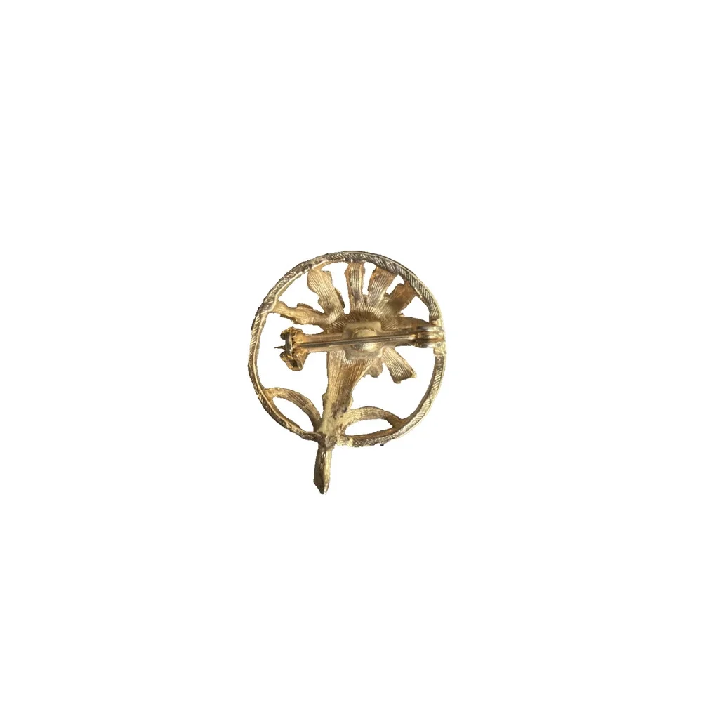 Unbranded vintage gold